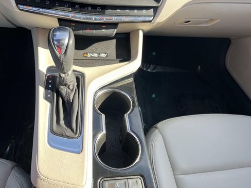 Certified 2023 Cadillac CT4 Luxury w/ Sun And Sound Package image 33