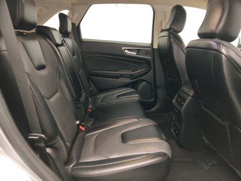 Used 2022 Ford Edge Titanium w/ Equipment Group 301A image 19