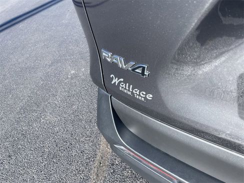 Used 2024 Toyota RAV4 LE image 7