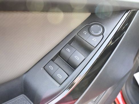 New 2026 Chevrolet Equinox LT w/ Convenience Package II image 12