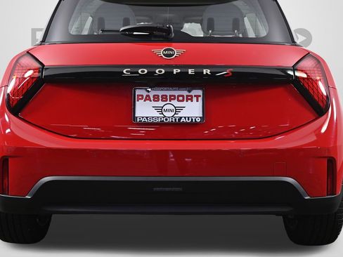 Used 2025 MINI Cooper S image 10