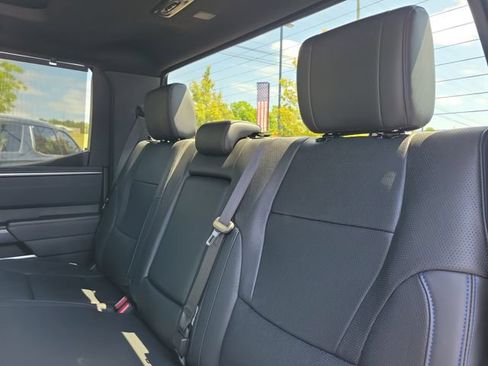 Used 2023 Toyota Tundra Platinum AWD/4WD image 11