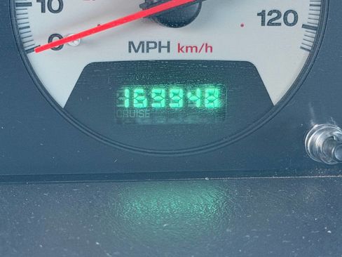 Used 2001 Jeep Grand Cherokee Limited image 16