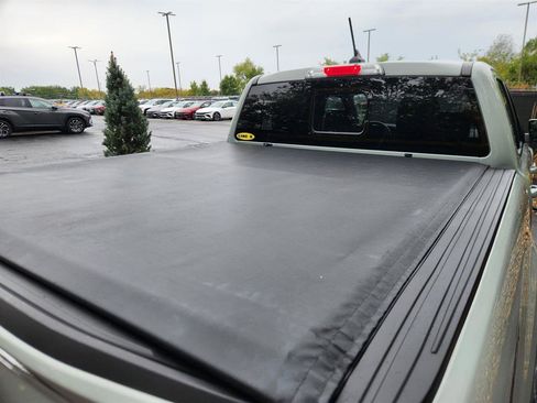 Used 2023 Ford Ranger Lariat w/ Tremor Off-Road Package image 21