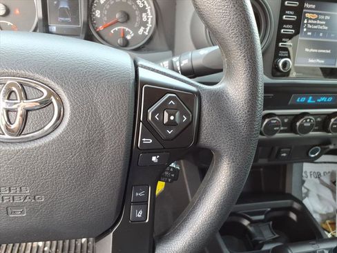 Used 2022 Toyota Tacoma SR image 16