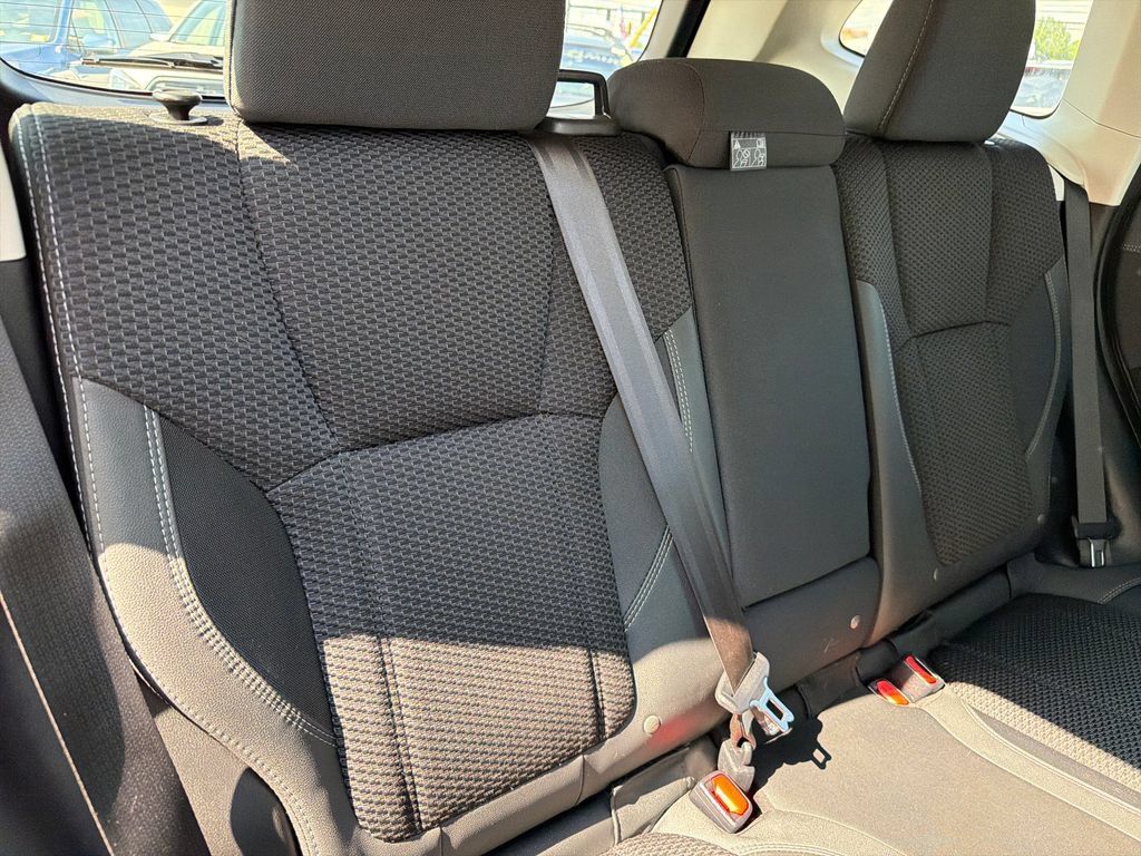 Certified 2024 Subaru Forester Premium AWD/4WD image 33
