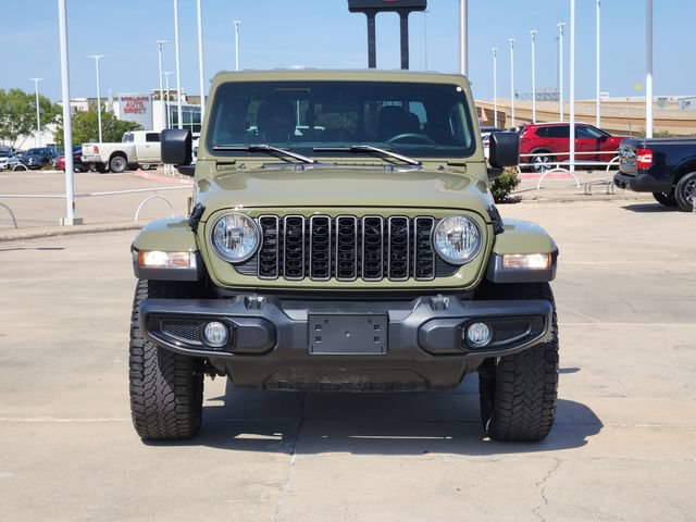 Used 2025 Jeep Gladiator Sport AWD/4WD image 10