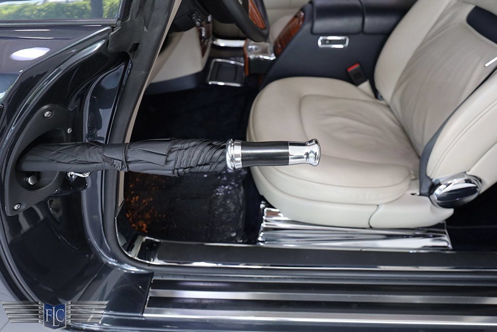 Used 2009 Rolls-Royce Phantom Coupe RWD image 16