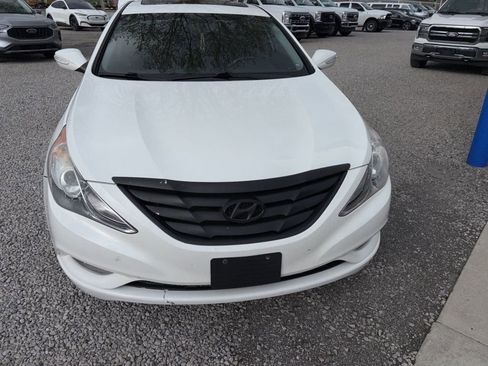Used 2011 Hyundai Sonata Limited FWD image 3