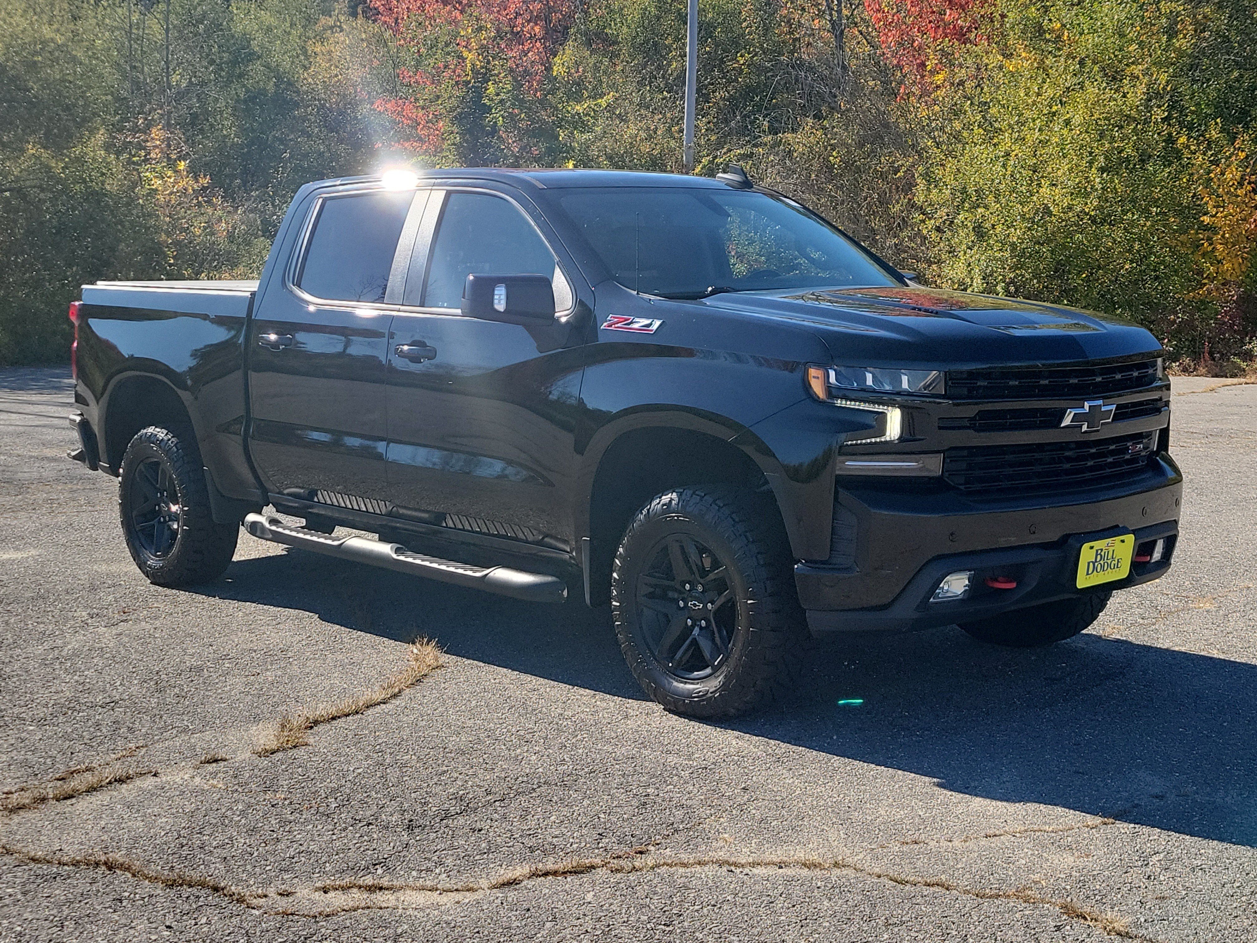 Used 2021 Chevrolet Silverado 1500 LT Trail Boss w/ Convenience Package II AWD/4WD image 3