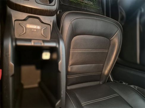 Used 2018 GMC Canyon Denali image 30