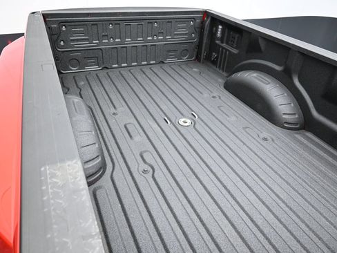 Used 2024 Ford F350 Lariat w/ FX4 Off-Road Package AWD/4WD image 46