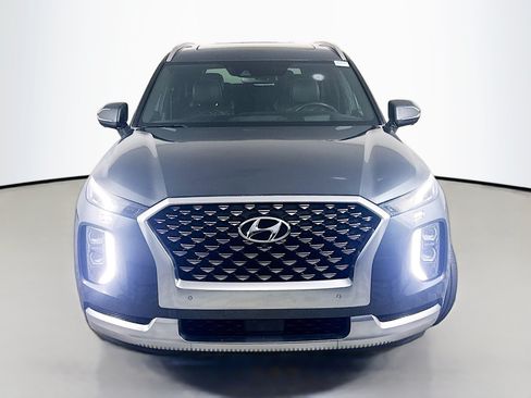 Used 2021 Hyundai Palisade Calligraphy FWD image 2