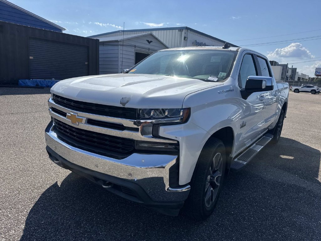 Used 2020 Chevrolet Silverado 1500 LT w/ Texas Edition RWD image 3