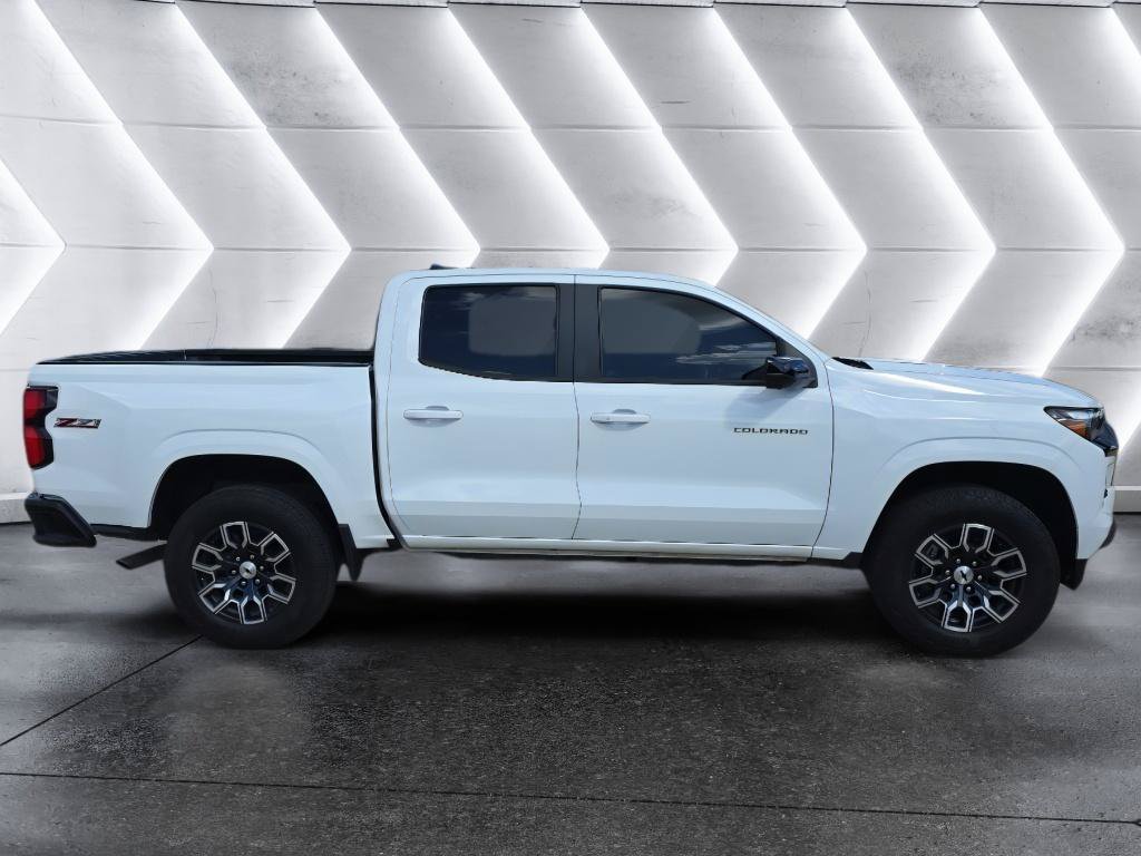Used 2024 Chevrolet Colorado Z71 w/ Z71 Convenience Package 2 AWD/4WD image 4