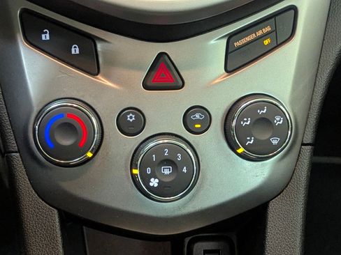 Used 2019 Chevrolet Sonic LT image 17