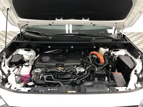 Used 2024 Toyota RAV4 LE image 23