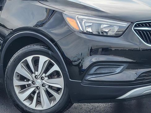 Certified 2018 Buick Encore Preferred image 3