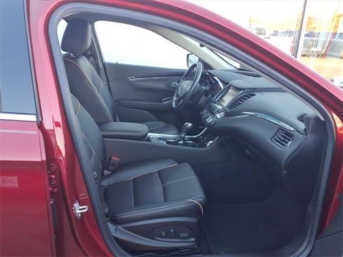 Used 2018 Chevrolet Impala Premier w/ Premier Confidence Package image 19