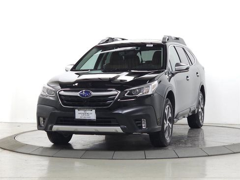 Used 2022 Subaru Outback Touring image 3