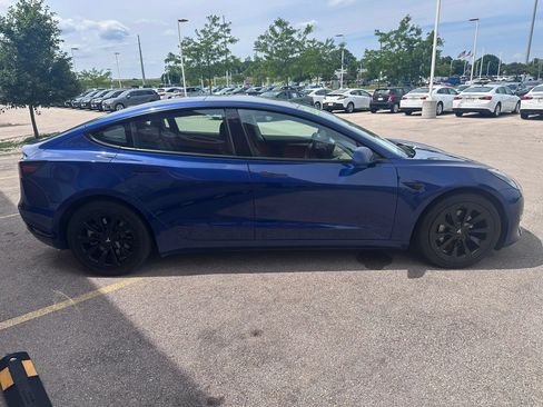 Used 2022 Tesla Model 3 RWD image 4