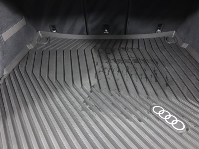 Certified 2025 Audi Q5 Prestige AWD/4WD image 25