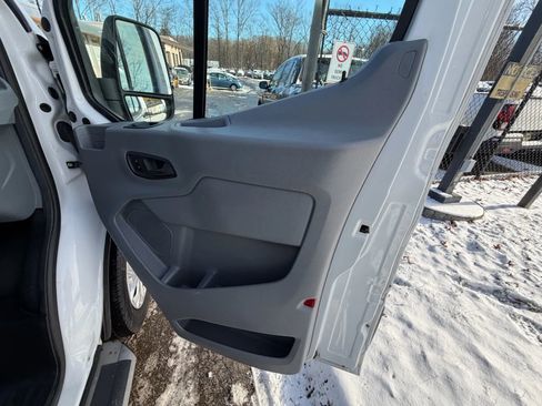 Used 2019 Ford Transit 250 130 Low Roof w/ Exterior Upgrade Package image 14