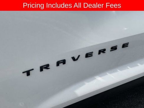 Used 2025 Chevrolet Traverse Z71 w/ Enhanced Driving Package AWD/4WD image 3