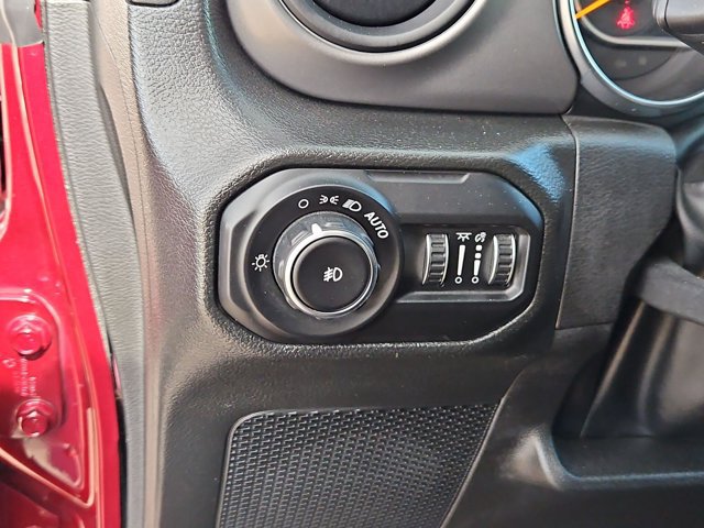 Used 2022 Jeep Wrangler Sport AWD/4WD image 21