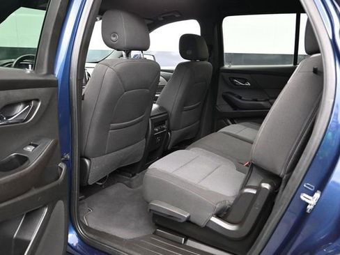 Used 2023 Chevrolet Traverse LT AWD/4WD image 23
