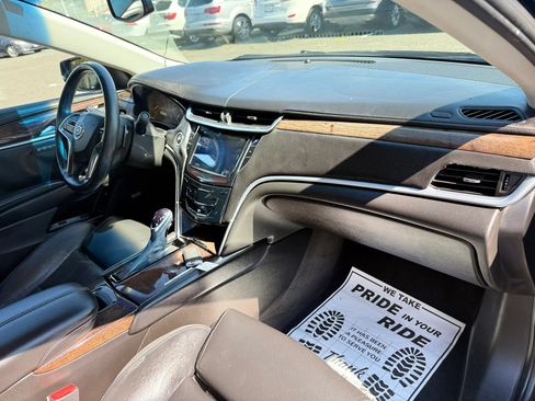 Used 2013 Cadillac XTS Premium FWD image 35