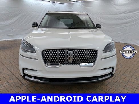Used 2022 Lincoln Aviator AWD w/ Premium Package image 2