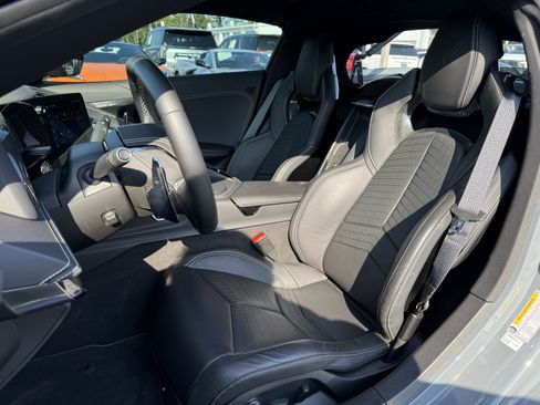 Used 2025 Chevrolet Corvette E-Ray AWD/4WD image 16