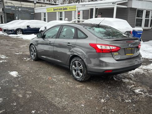 Used 2012 Ford Focus SE image 5