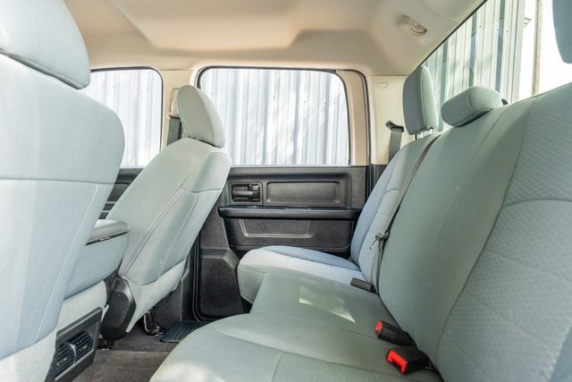 Used 2018 RAM 2500 Tradesman w/ Chrome Appearance Group AWD/4WD image 34