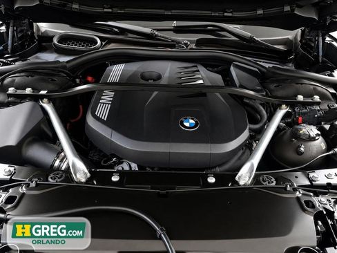 Used 2026 BMW 740i w/ Premium Package RWD image 18