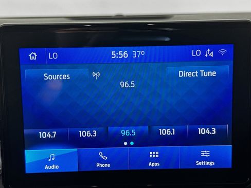 Used 2020 Ford Explorer XLT w/ Equipment Group 202A image 21