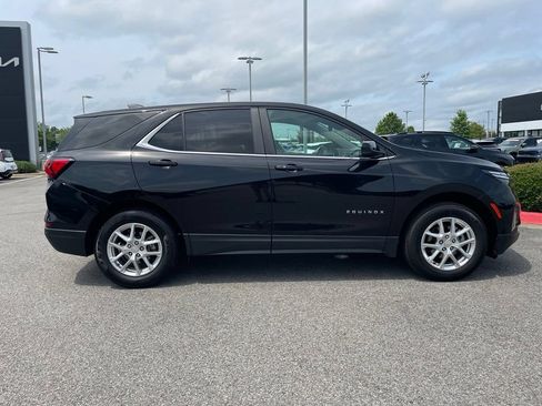Used 2024 Chevrolet Equinox LT FWD image 9