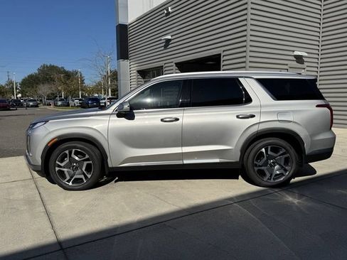 New 2025 Hyundai Palisade Limited FWD image 4