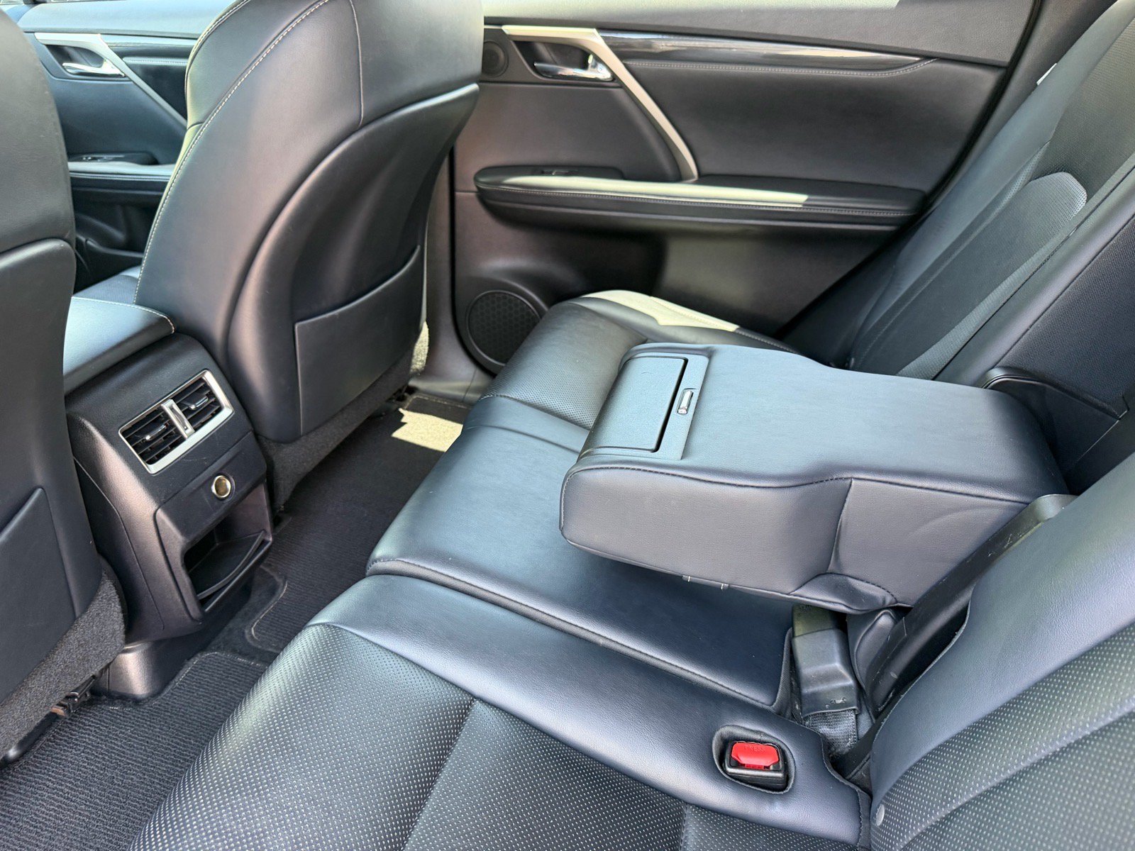Used 2019 Lexus RX 350 FWD w/ Accessory Package image 16