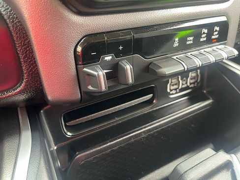 Used 2020 RAM 1500 Big Horn AWD/4WD image 33