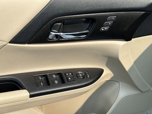 Used 2015 Honda Accord EX-L image 15