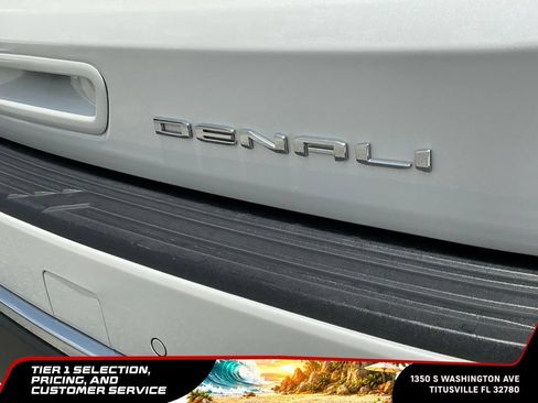 Used 2024 GMC Yukon XL Denali RWD image 47