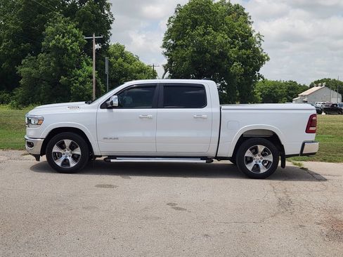Used 2019 RAM 1500 Laramie RWD image 4