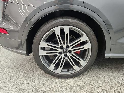 Used 2018 Audi SQ5 Prestige w/ Prestige Package AWD/4WD image 25