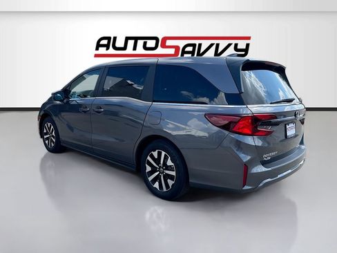 Used 2025 Honda Odyssey EX-L image 5