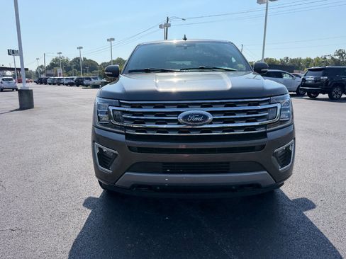 Used 2021 Ford Expedition Max Limited AWD/4WD image 2
