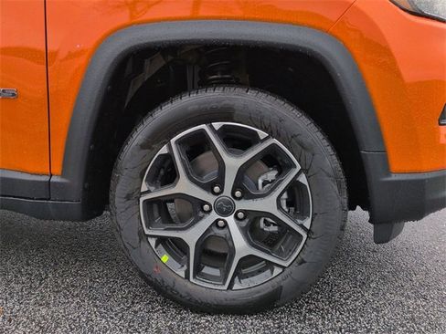 New 2026 Jeep Compass Limited image 10