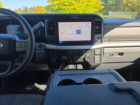 New 2026 Ford F250 XLT w/ XLT Premium Package AWD/4WD image 23