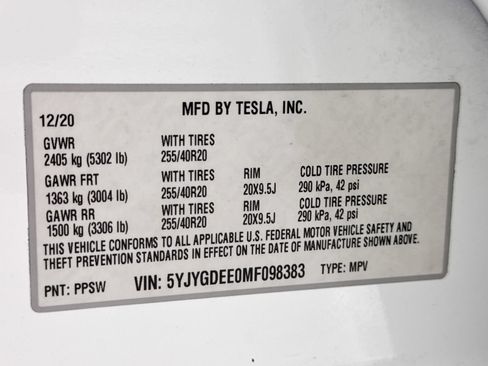 Used 2021 Tesla Model Y Long Range AWD/4WD image 38